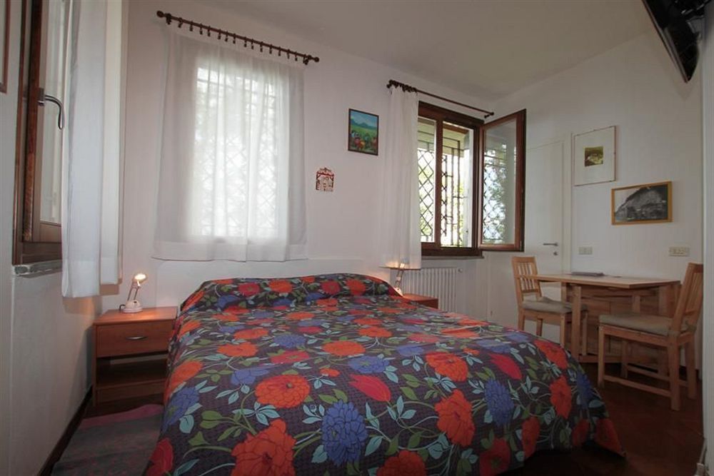 B&B Tana Della Volpe Ispra Ngoại thất bức ảnh
